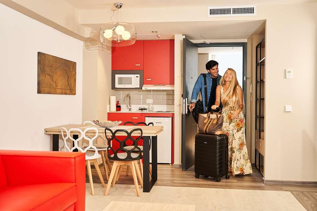 Gran Evenia Panama Hotel Cameră foto A typical apartment